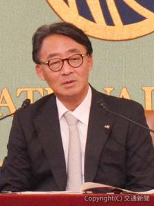 会見する喜㔟社長