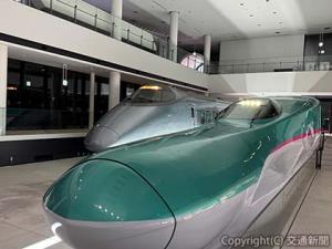 日中とは違った雰囲気が楽しめる「夜の大人鉄博」のイメージ（鉄道博物館提供） 
