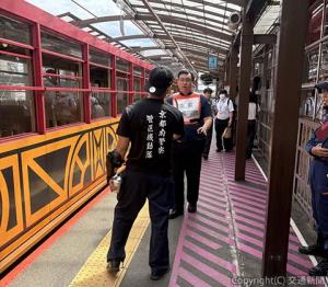テロ対応訓練（嵯峨野観光鉄道）